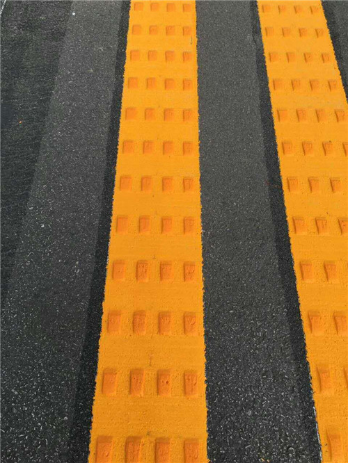 西安標(biāo)線涂料廠家 西安標(biāo)線涂料廠家