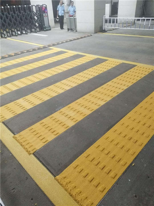 西安標(biāo)線涂料